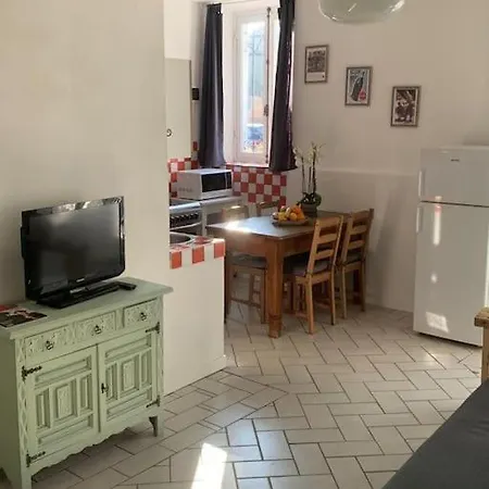 In Piazzetta - צ'רנוביו