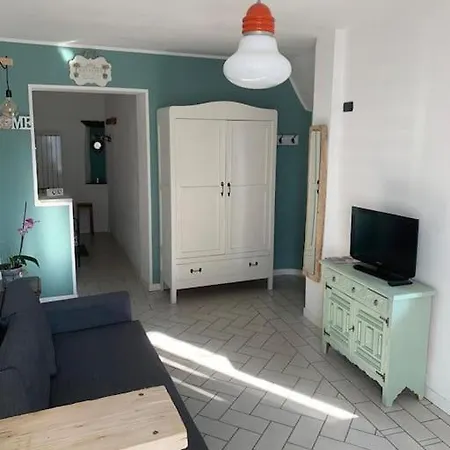 In Piazzetta - בית נופש צ'רנוביו